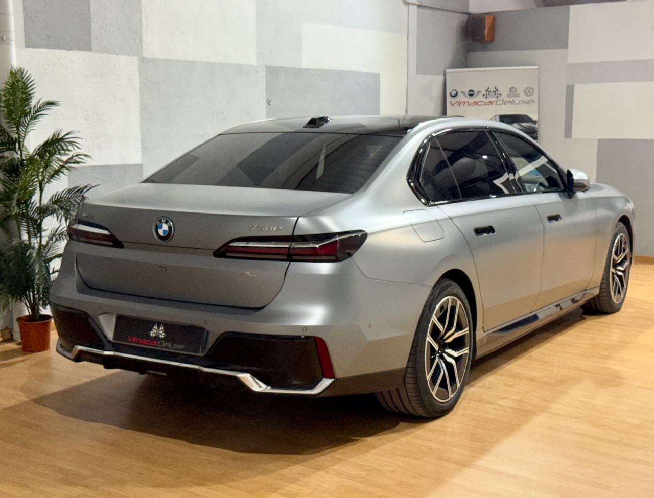 BMW Serie 7 750e xDrive THEATRE SCRREN - Foto 36
