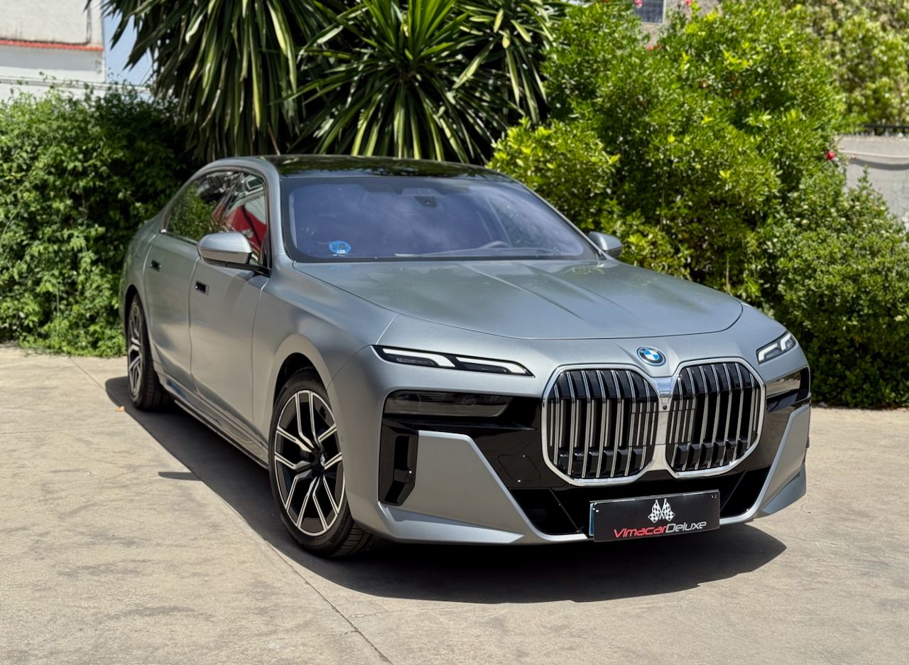BMW Serie 7 750e xDrive THEATRE SCRREN - Foto 41