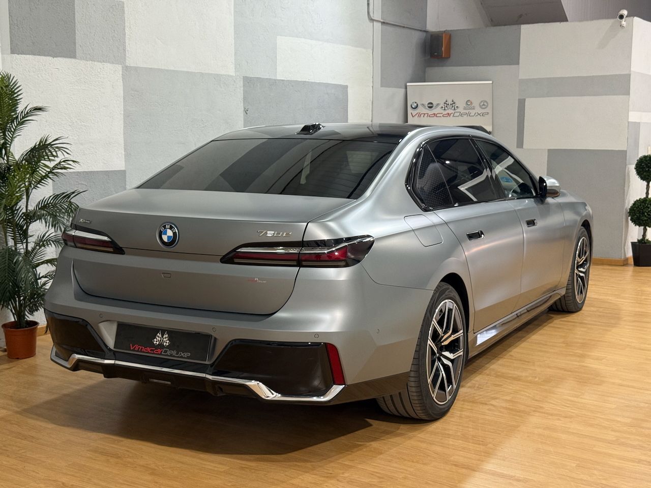 BMW Serie 7 750e xDrive THEATRE SCRREN - Foto 44