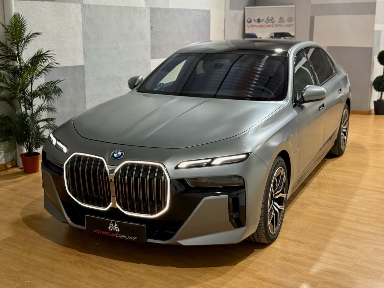 BMW Serie 7 750e xDrive THEATRE SCRREN - Foto 30