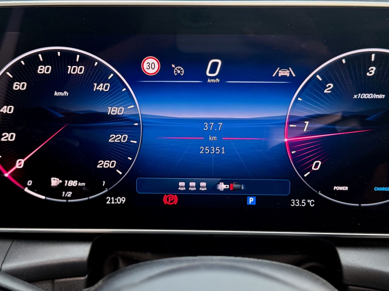 Mercedes GLC 220 d 4MATIC - Foto 19
