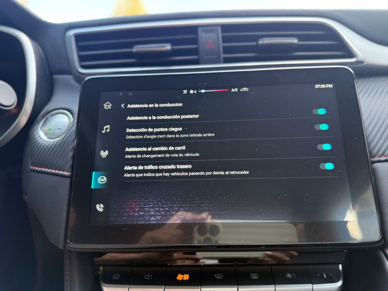 MG ZS Luxury 1.0 T-GDI Automático - Foto 19