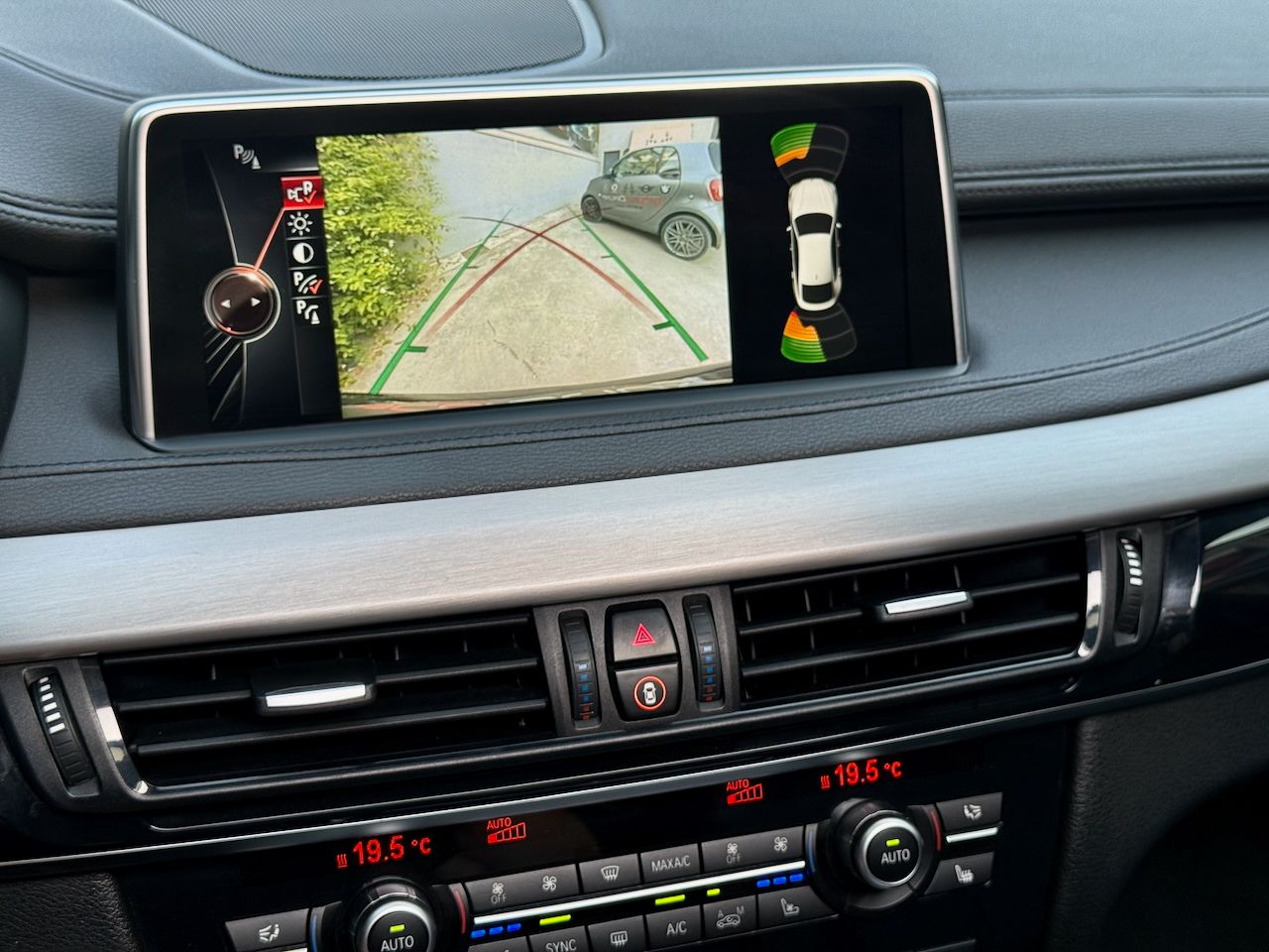 BMW X6 xDrive40d - Foto 21