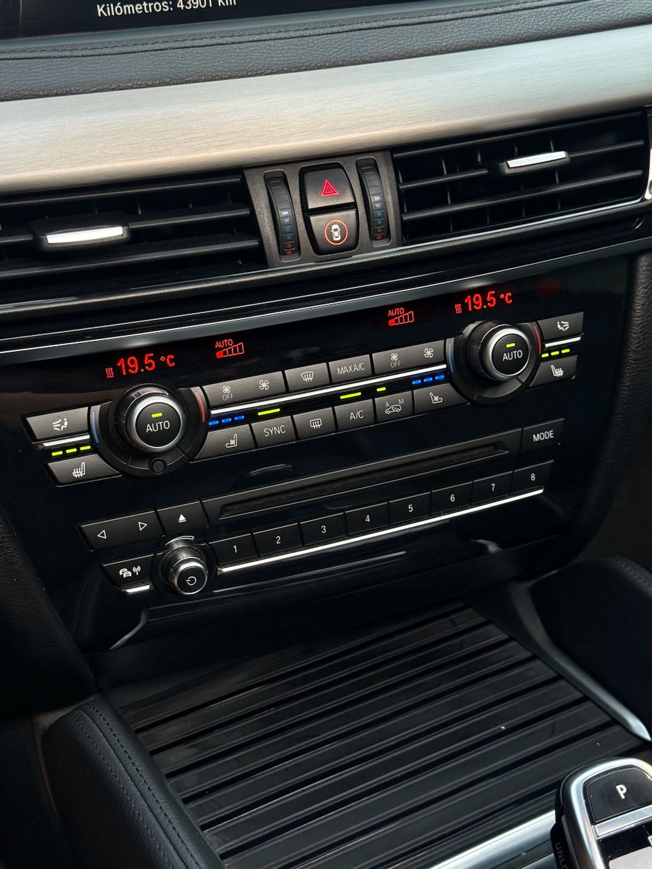 BMW X6 xDrive40d - Foto 22