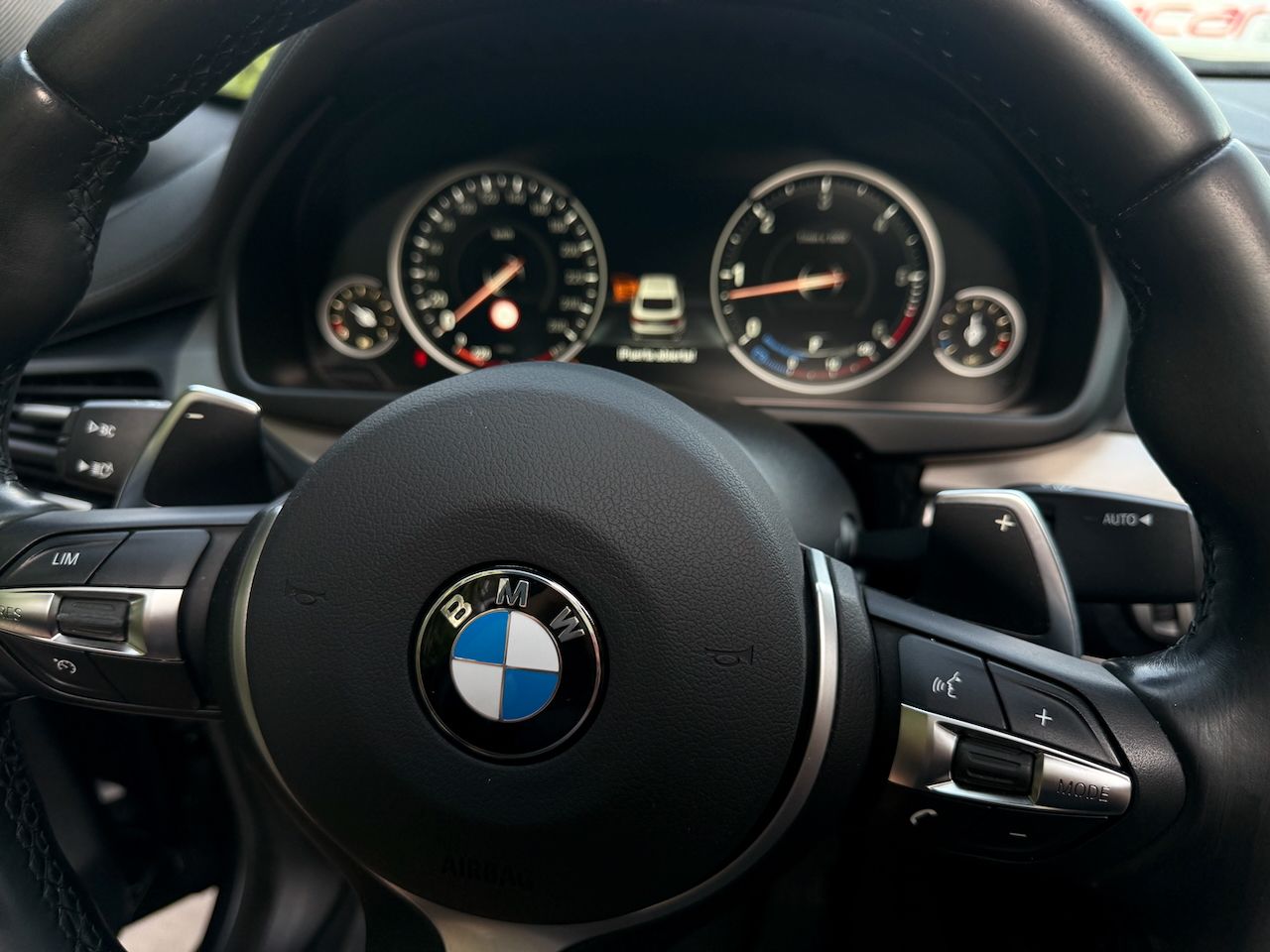 BMW X6 xDrive40d - Foto 19