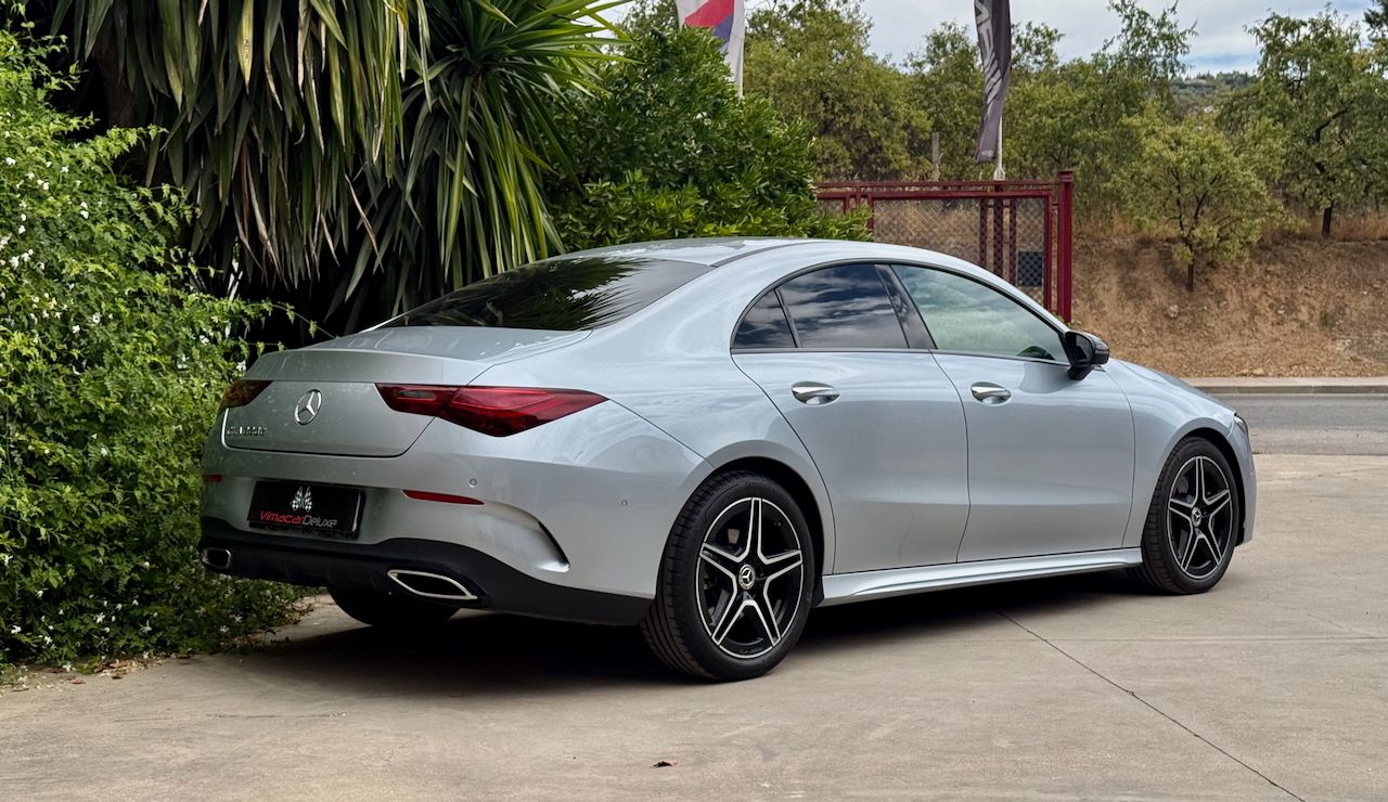 Mercedes CLA 220 d Coupé AMG LINE - Foto 10