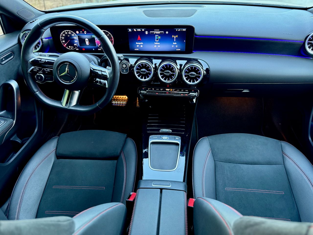 Mercedes Clase A 200D AMG LINE - Foto 23