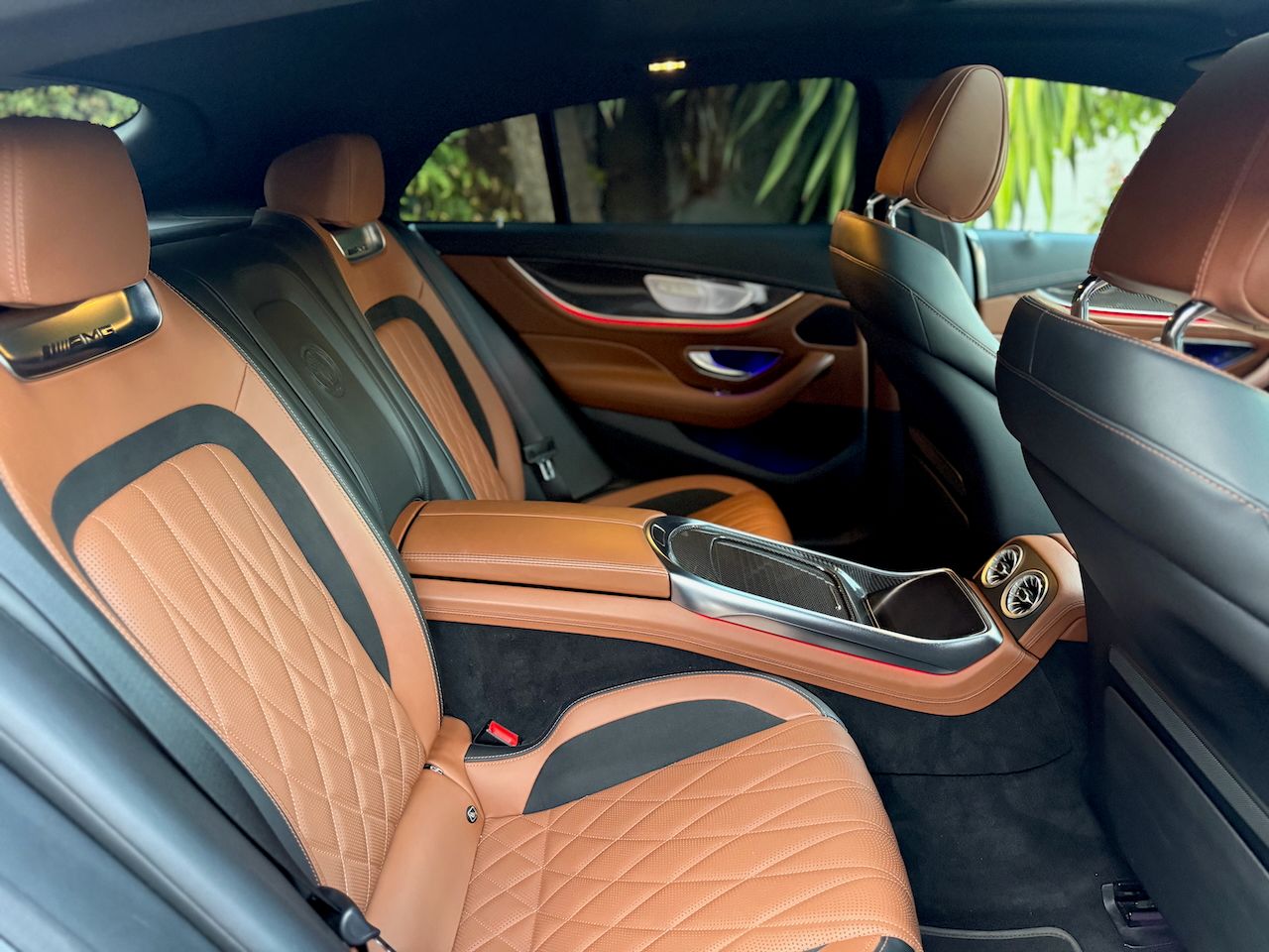 Mercedes AMG-GT  53 4MATIC+ 4 puertas Coupé - Foto 17
