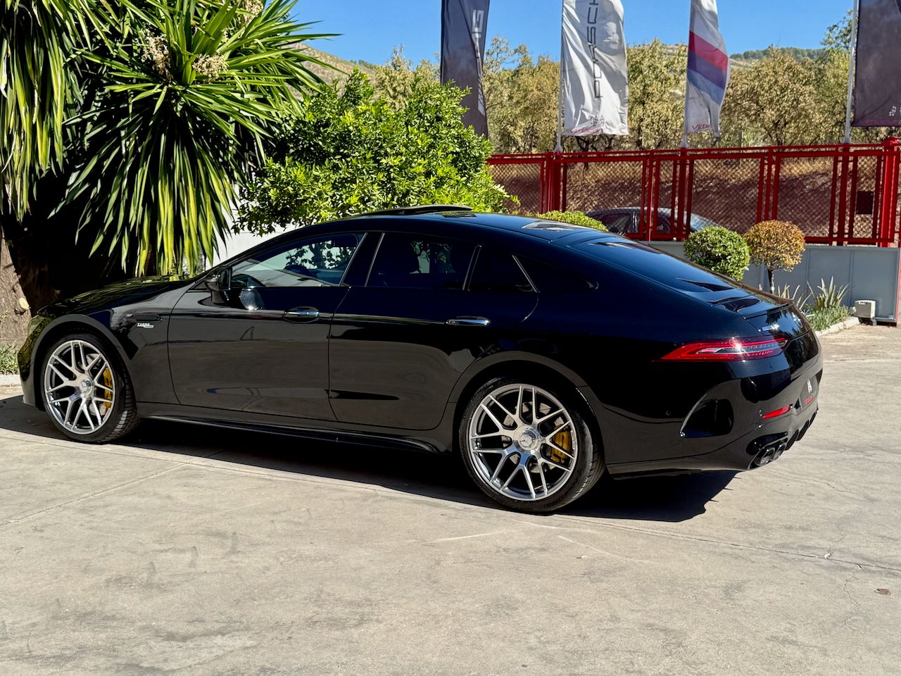 Mercedes AMG-GT  53 4MATIC+ 4 puertas Coupé - Foto 25