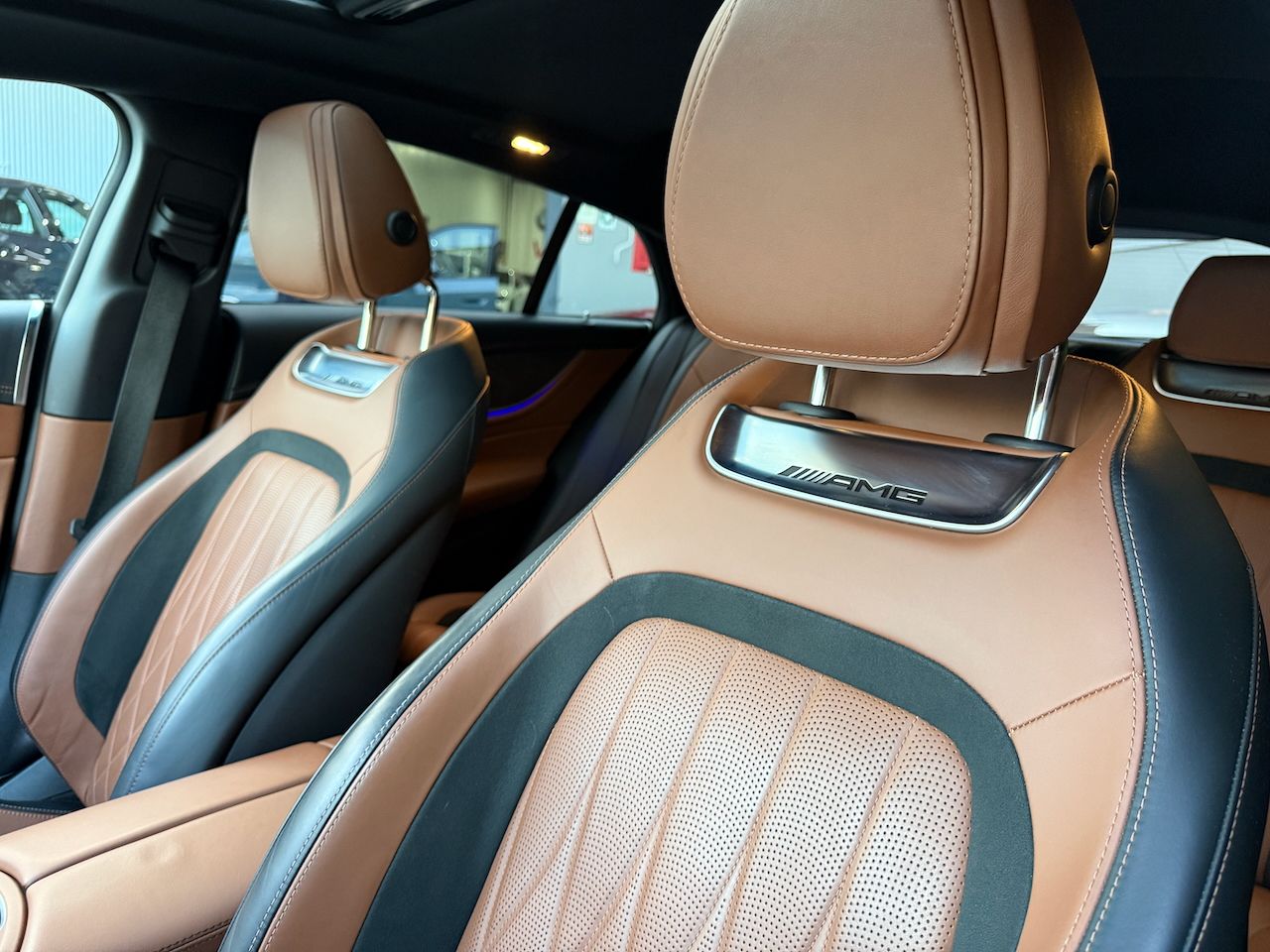 Mercedes AMG-GT  53 4MATIC+ 4 puertas Coupé - Foto 34