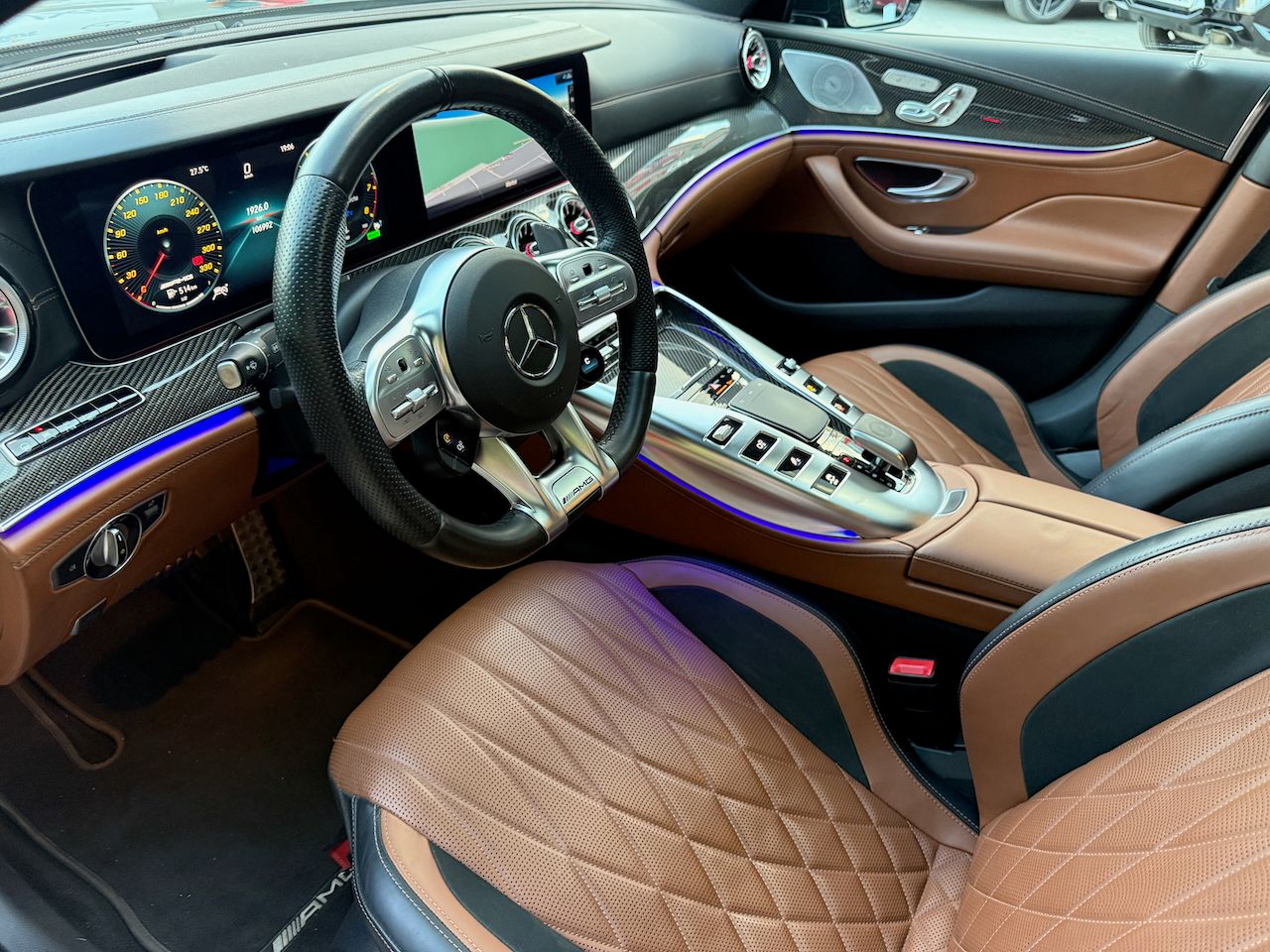 Mercedes AMG-GT  53 4MATIC+ 4 puertas Coupé - Foto 37