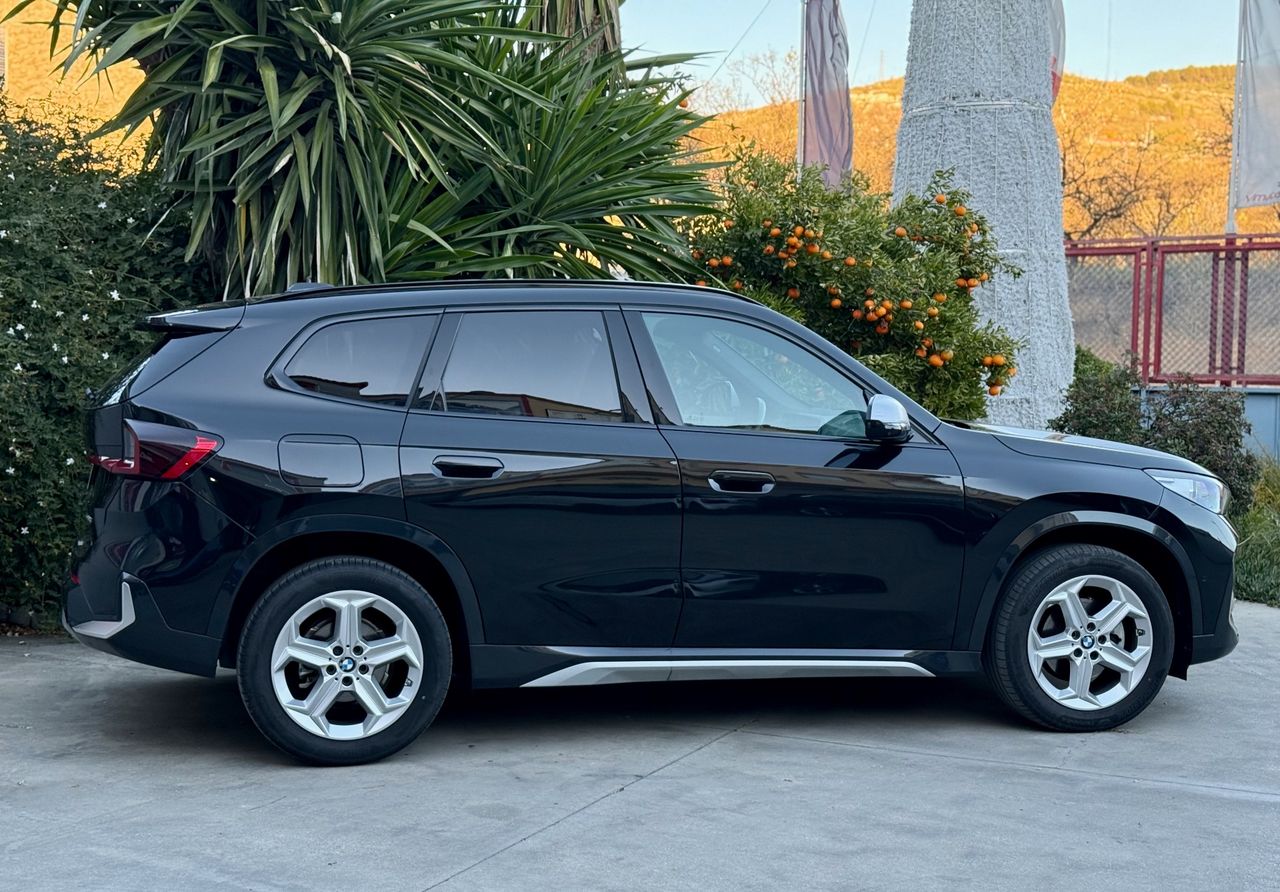 BMW X1 SDRIVE18D TECHO PANORAMICO - Foto 11