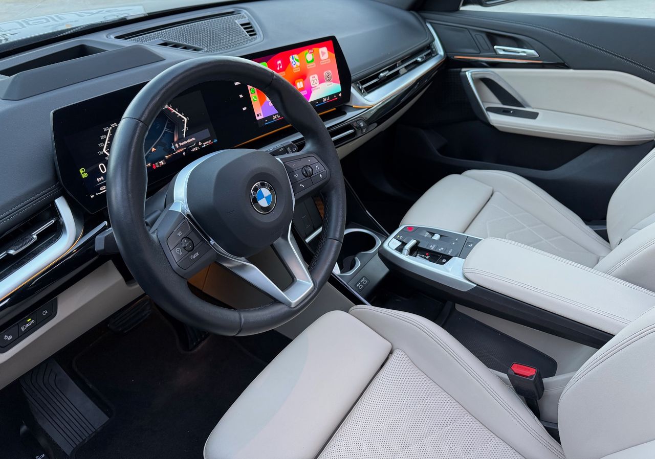 BMW X1 SDRIVE18D TECHO PANORAMICO - Foto 17