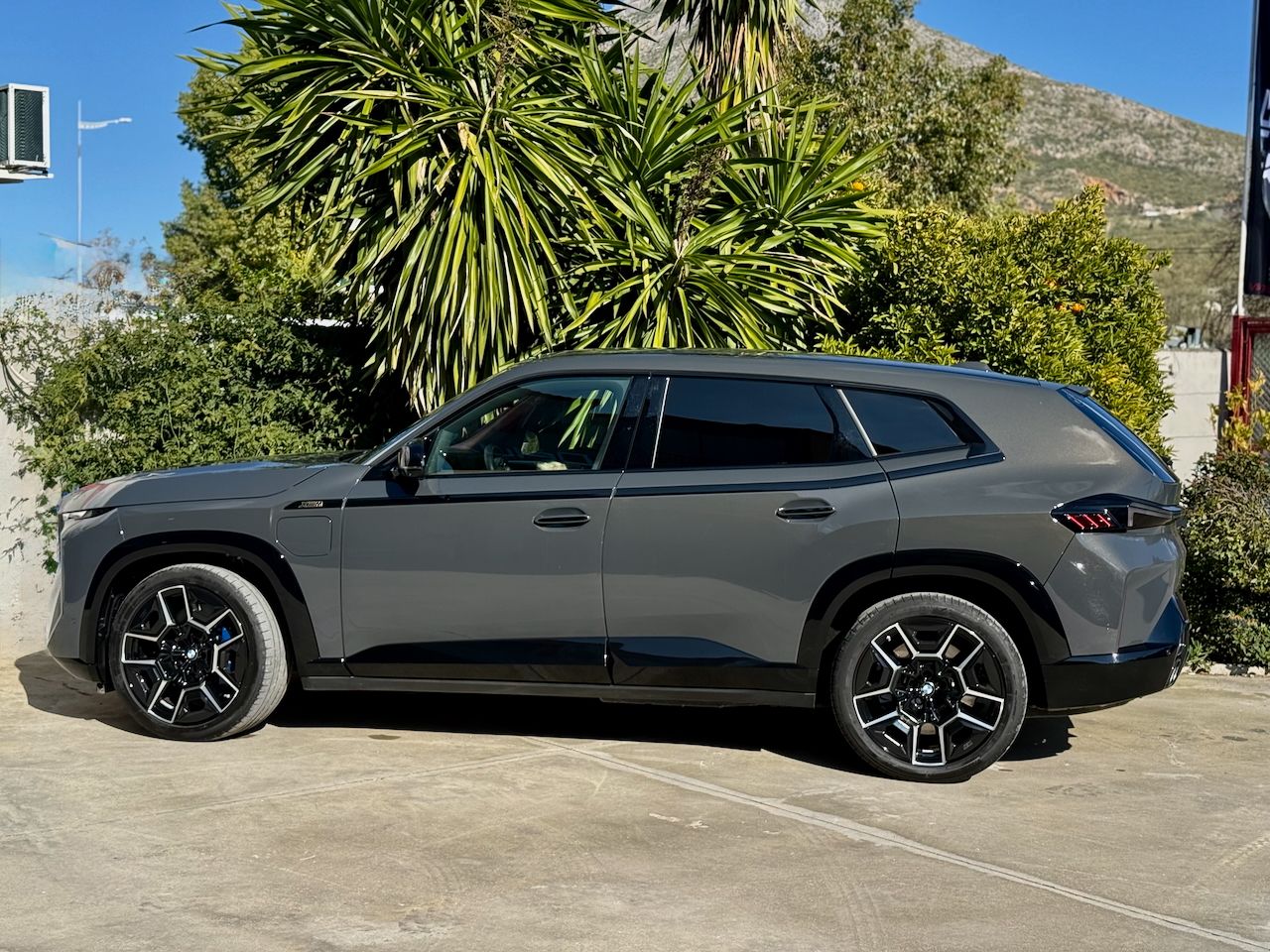 BMW XM 653cv - Foto 28