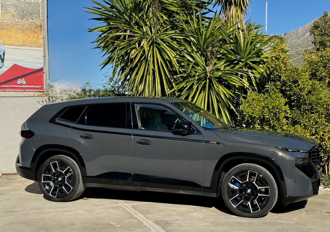 BMW XM 653cv - Foto 14