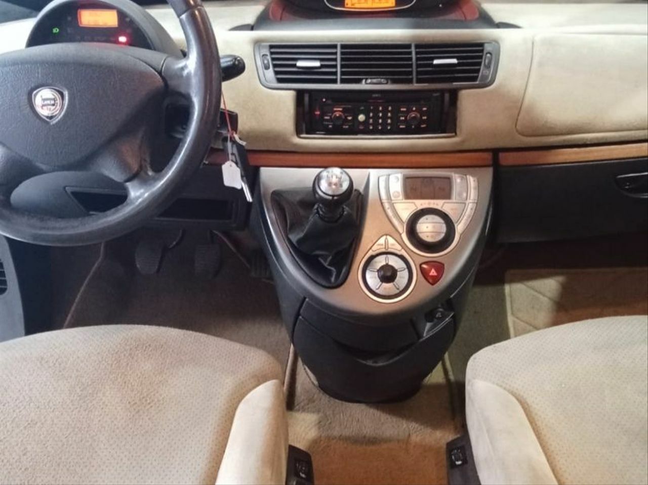 Lancia Phedra 2.0 16v JTD 120CV - Foto 11