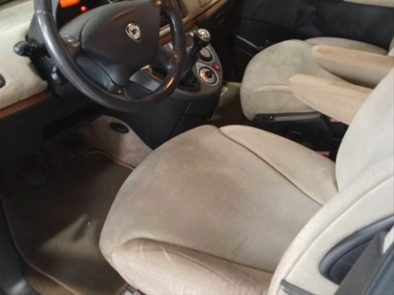 Lancia Phedra 2.0 16v JTD 120CV - Foto 16