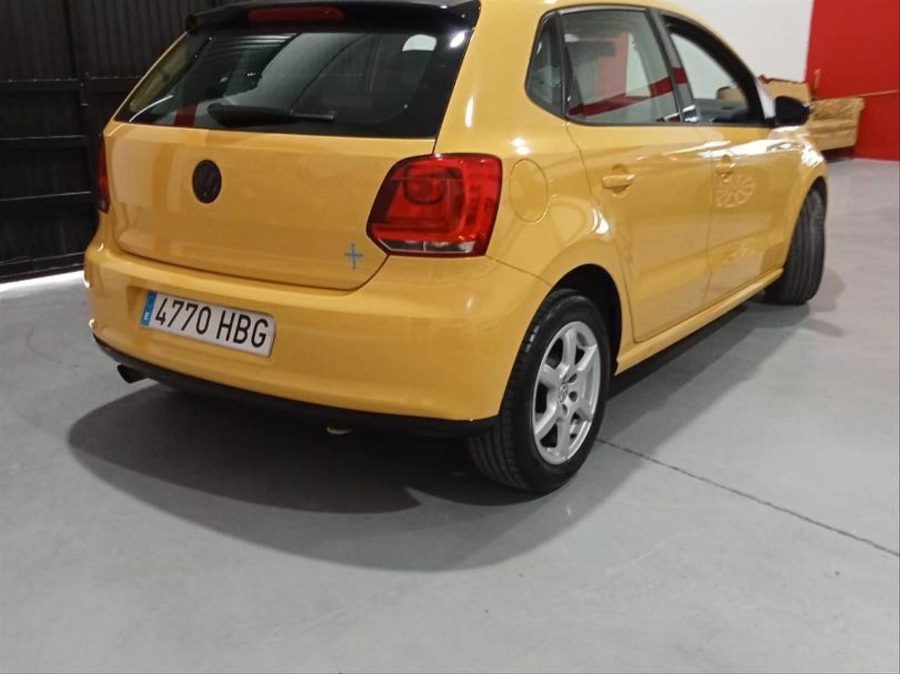 Volkswagen Polo 1.6 TDI 90cv DSG Advance - Foto 7