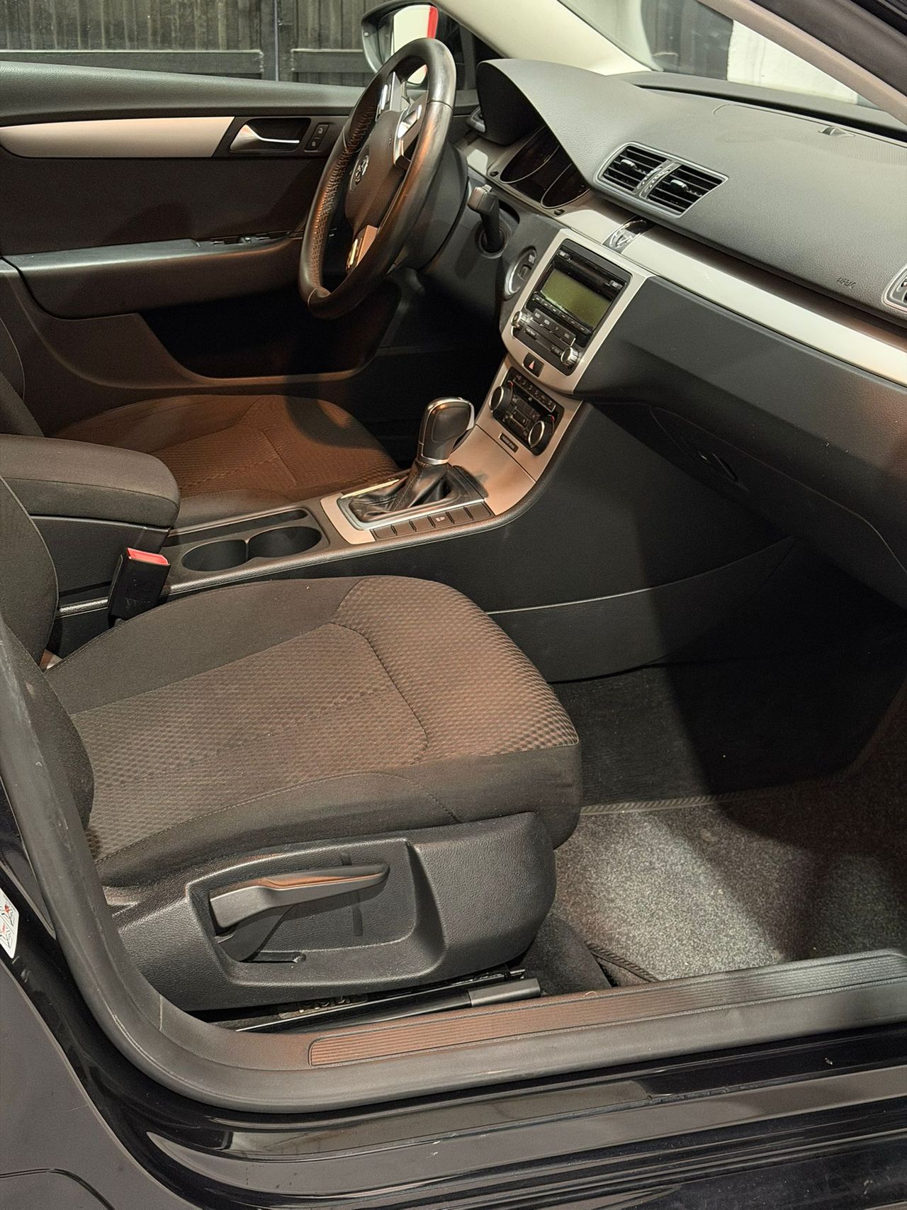 Volkswagen Passat 2.0 TDI 140 DSG Highline BlueMotion Tech - Foto 19