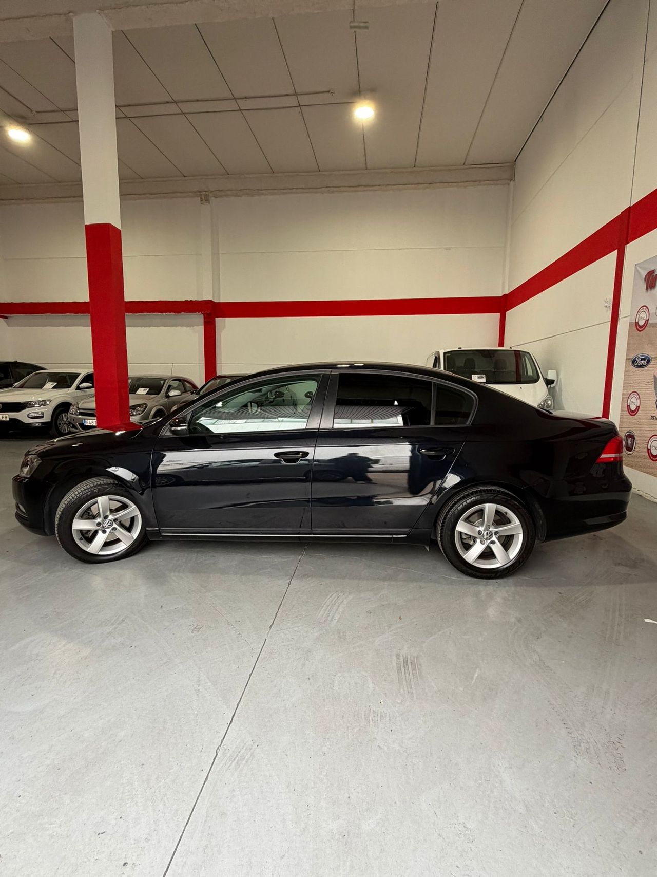 Volkswagen Passat 2.0 TDI 140 DSG Highline BlueMotion Tech - Foto 6