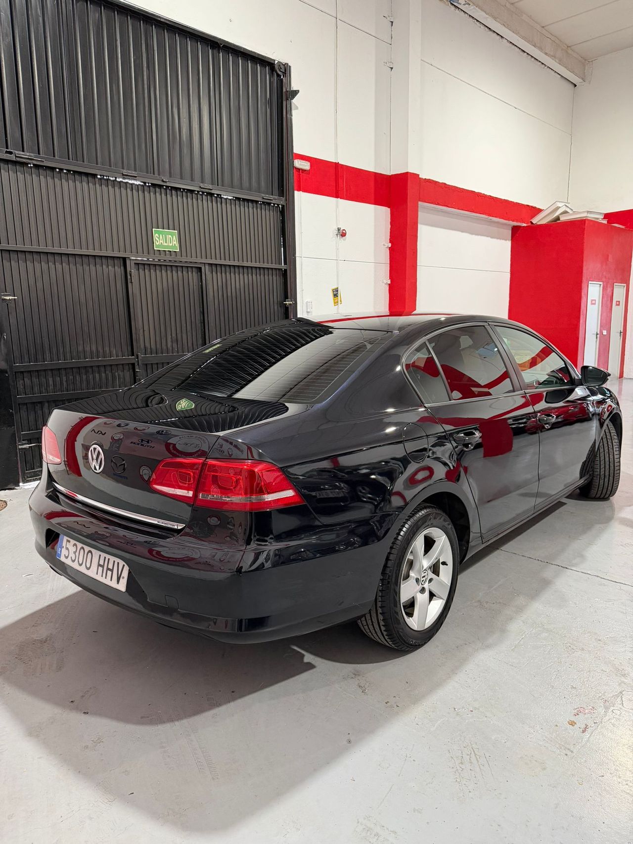 Volkswagen Passat 2.0 TDI 140 DSG Highline BlueMotion Tech - Foto 9