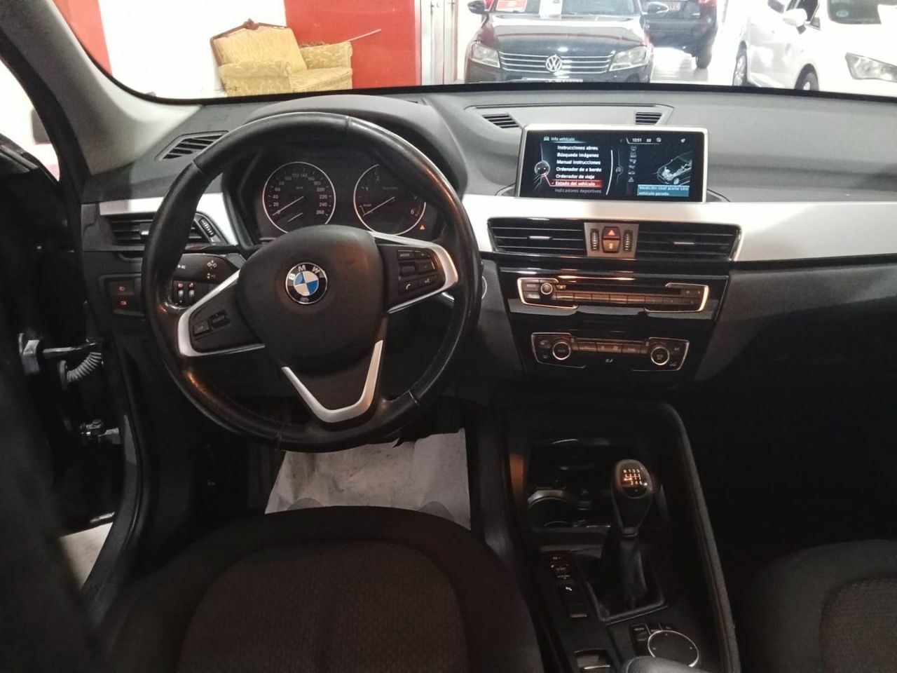 BMW X1 sDrive18d - Foto 13