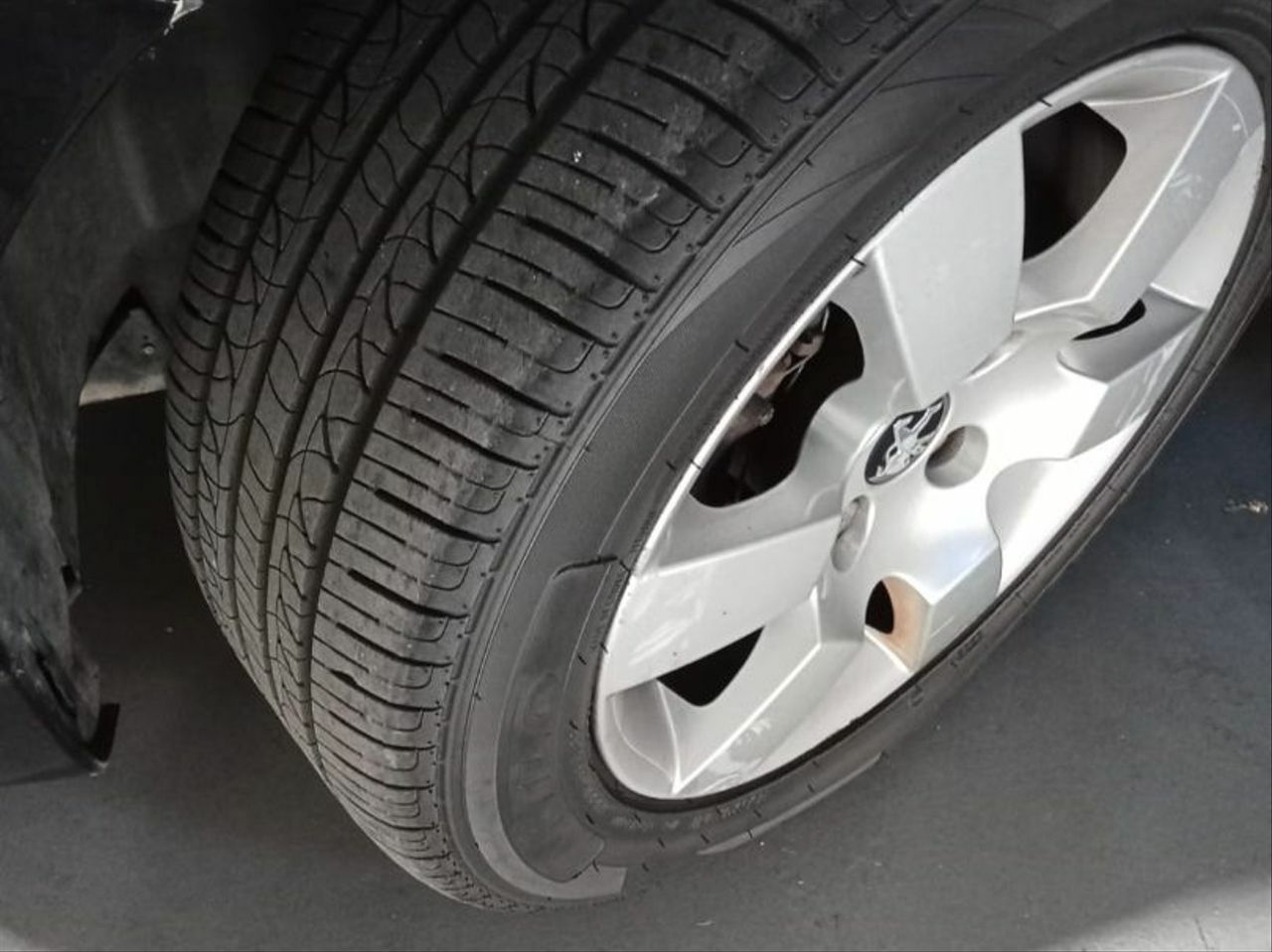 Peugeot 5008 Active 1.6 eHDI 115 FAP CMP Blue Lion - Foto 16