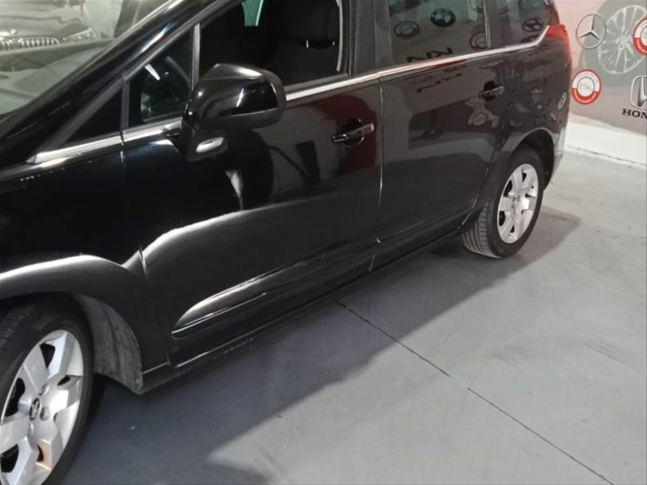 Peugeot 5008 Active 1.6 eHDI 115 FAP CMP Blue Lion - Foto 6