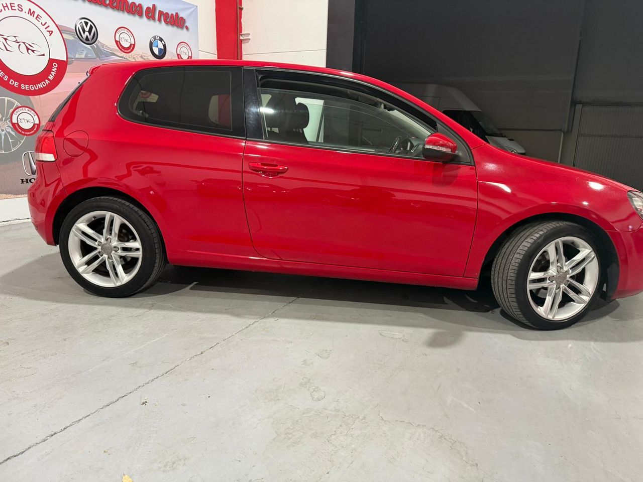 Volkswagen Golf 3p Sport 1.6 TDI CR 105 CV DPF - Foto 5
