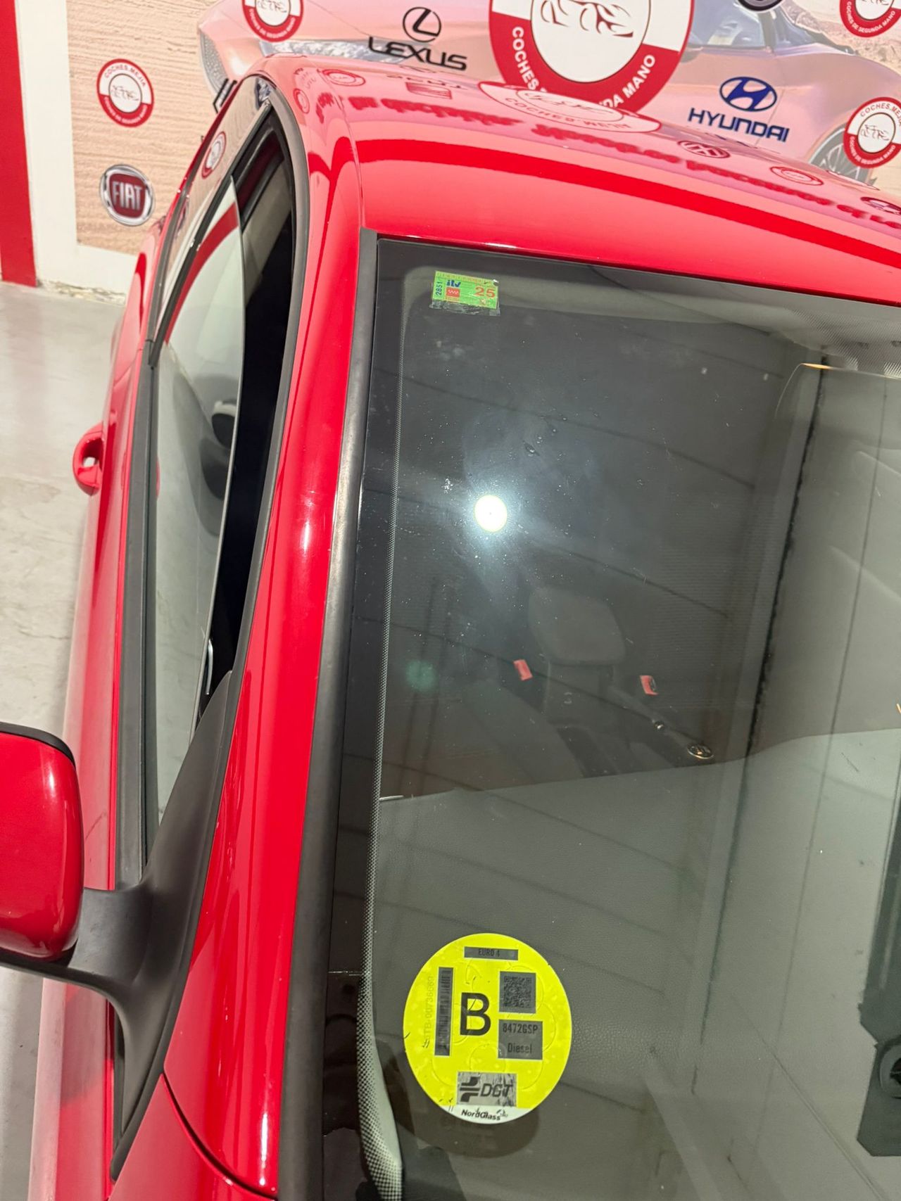 Volkswagen Golf 3p Sport 1.6 TDI CR 105 CV DPF - Foto 14