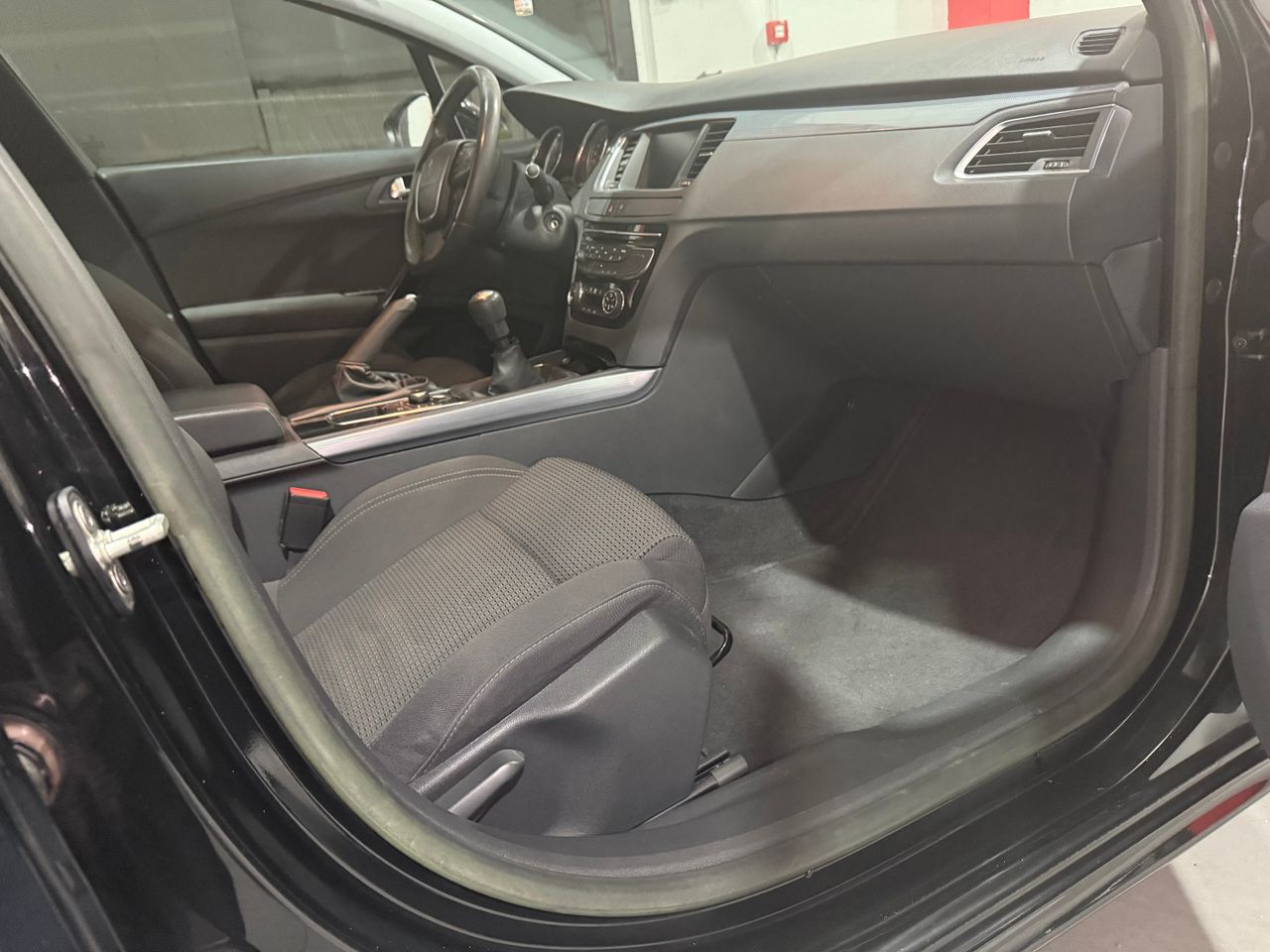 Peugeot 508 4p Active 2.0 HDi 140 - Foto 14