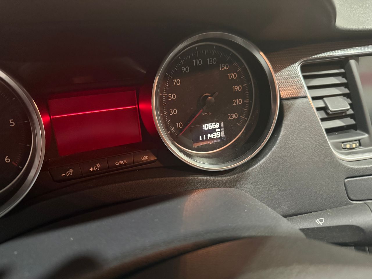 Peugeot 508 4p Active 2.0 HDi 140 - Foto 16