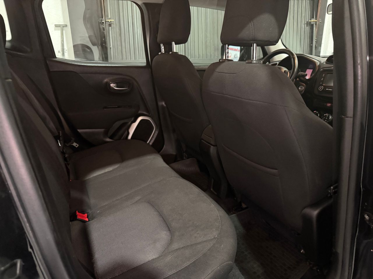 Jeep Renegade 2.0 MultiJet 103 kW (140 CV) Limited 4x4 Active Drive - Foto 11