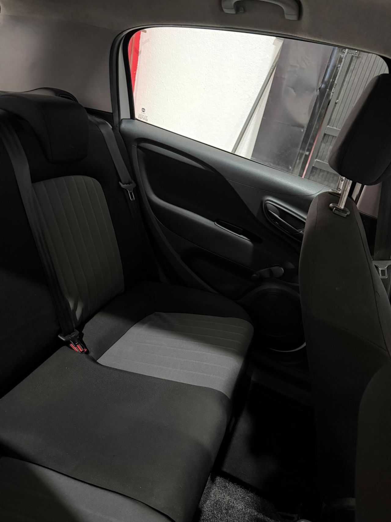 Fiat Punto 1.2 8v Pop 51kW 69CV SS Gasolina - Foto 18