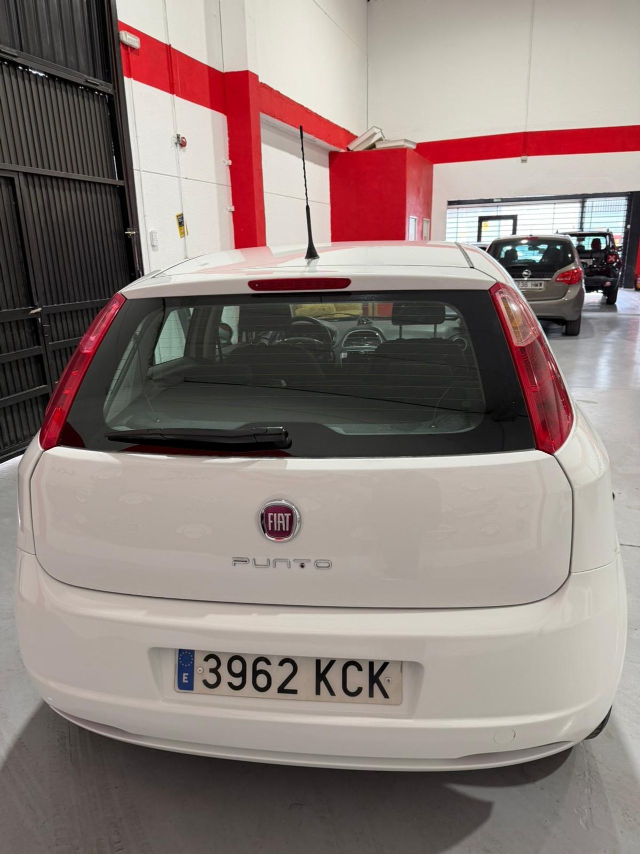Fiat Punto 1.2 8v Pop 51kW 69CV SS Gasolina - Foto 7