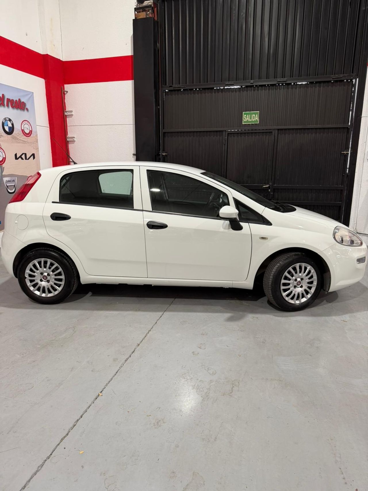 Fiat Punto 1.2 8v Pop 51kW 69CV SS Gasolina - Foto 4