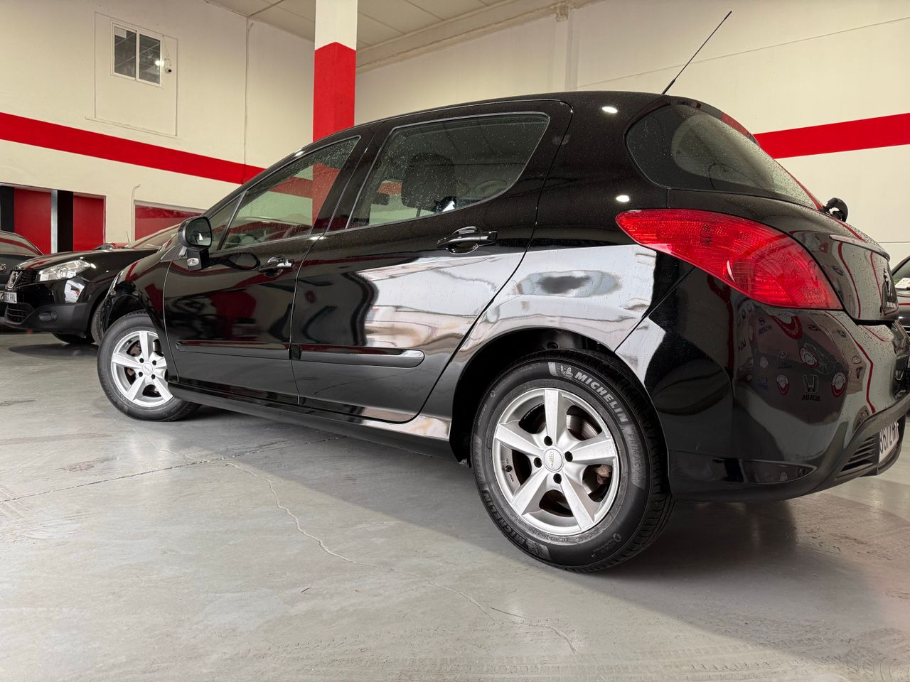 Peugeot 308 5p Active 1.6 VTi 120 - Foto 8