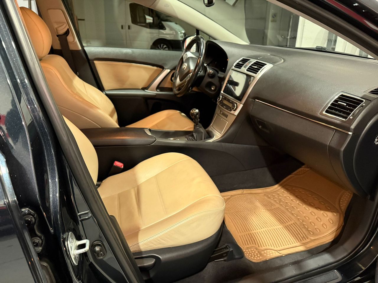 Toyota Avensis Sedán 120D Advance - Foto 15