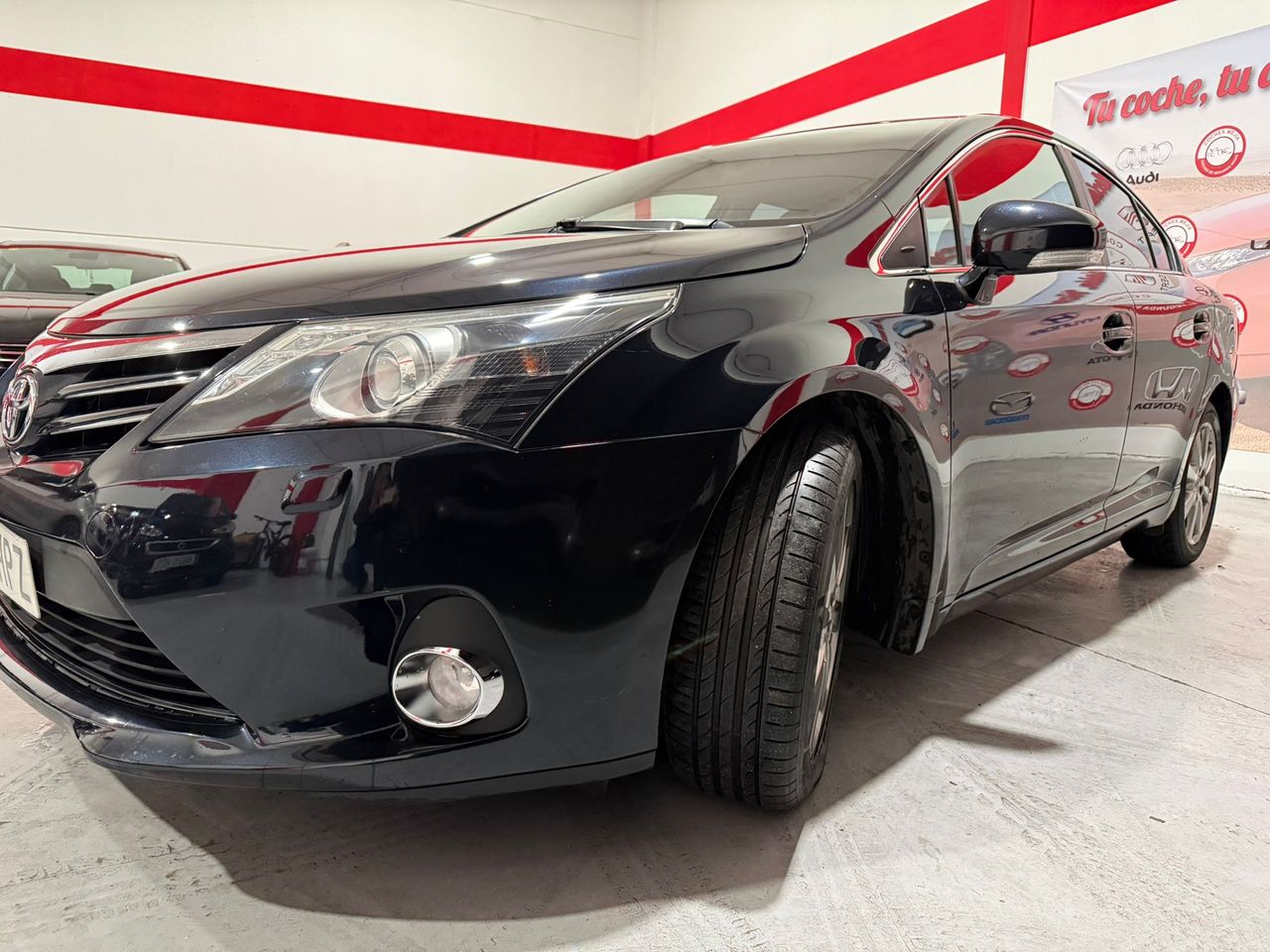 Toyota Avensis Sedán 120D Advance - Foto 4