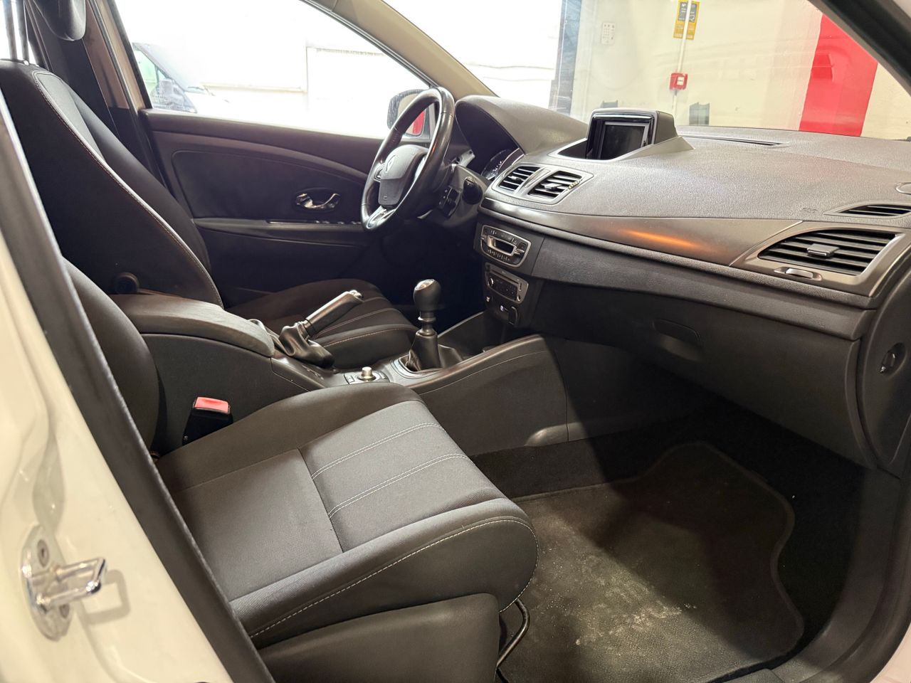 Renault Megane Mégane Sport Tourer Limited Energy dCi 110 S&S - Foto 13