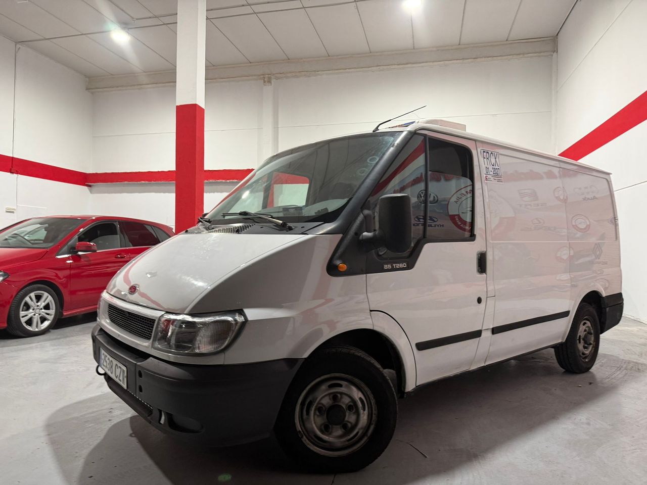 Ford Transit t260 TDCI 125 CV ISOTERMO - Foto 5