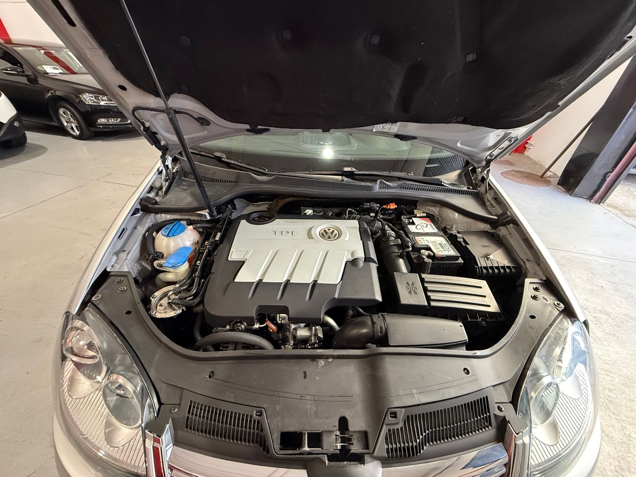 Volkswagen Jetta 2.0 TDI 140 DPF Highline - Foto 13