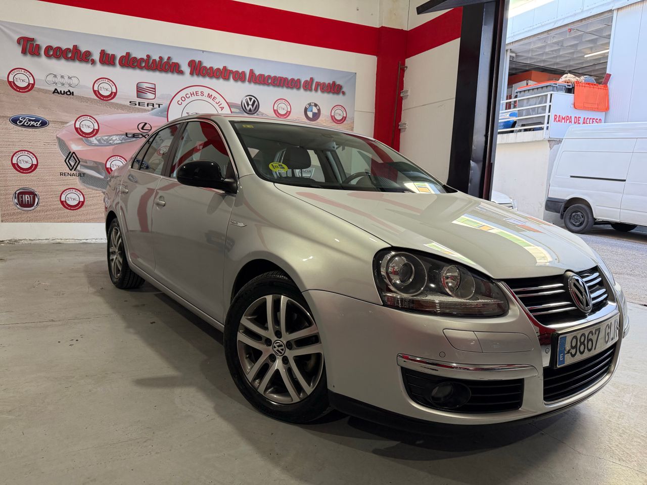 Volkswagen Jetta 2.0 TDI 140 DPF Highline - Foto 5