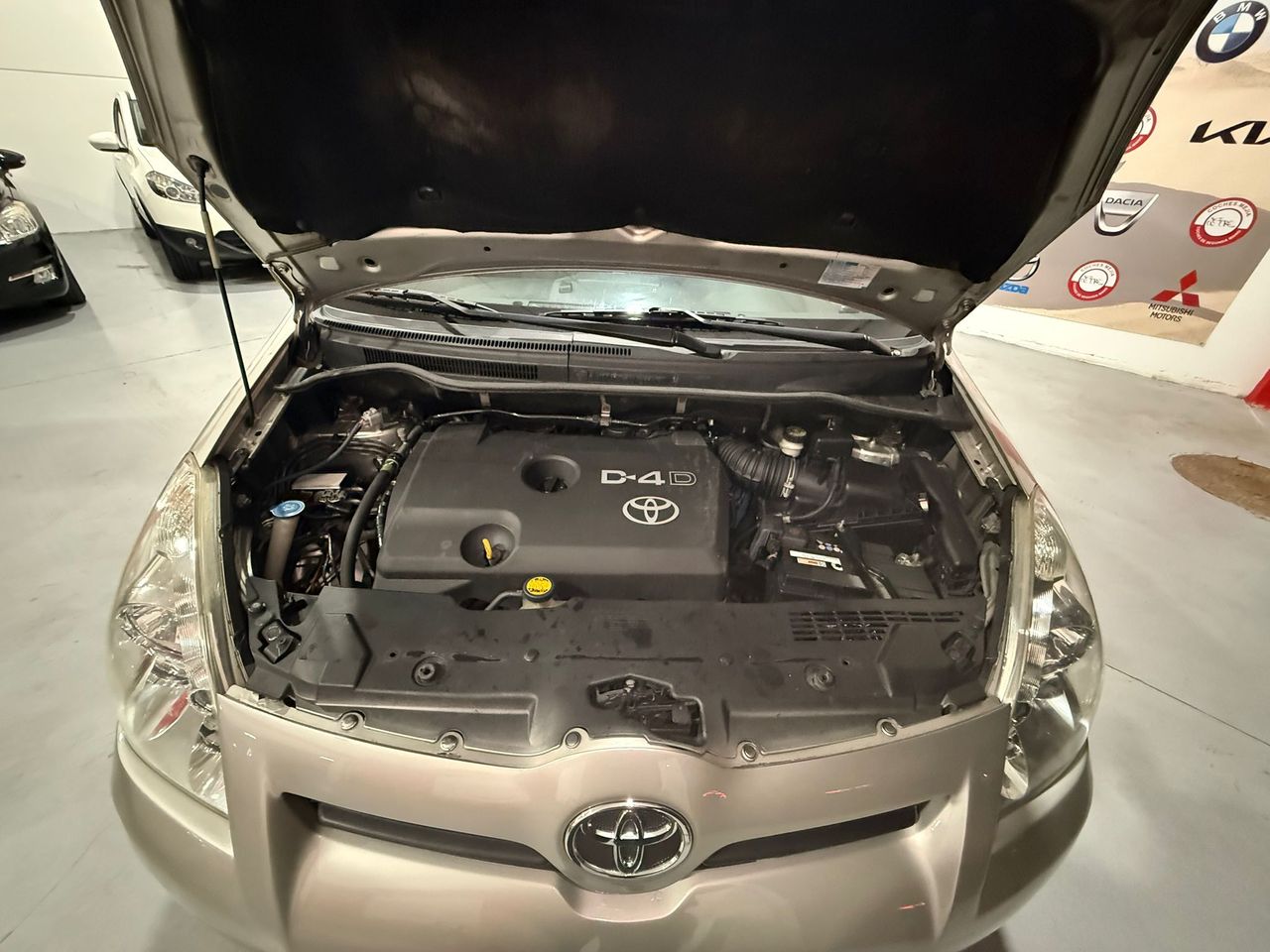 Toyota Corolla Verso Luna 2.2 D-4D 136 CV - Foto 11