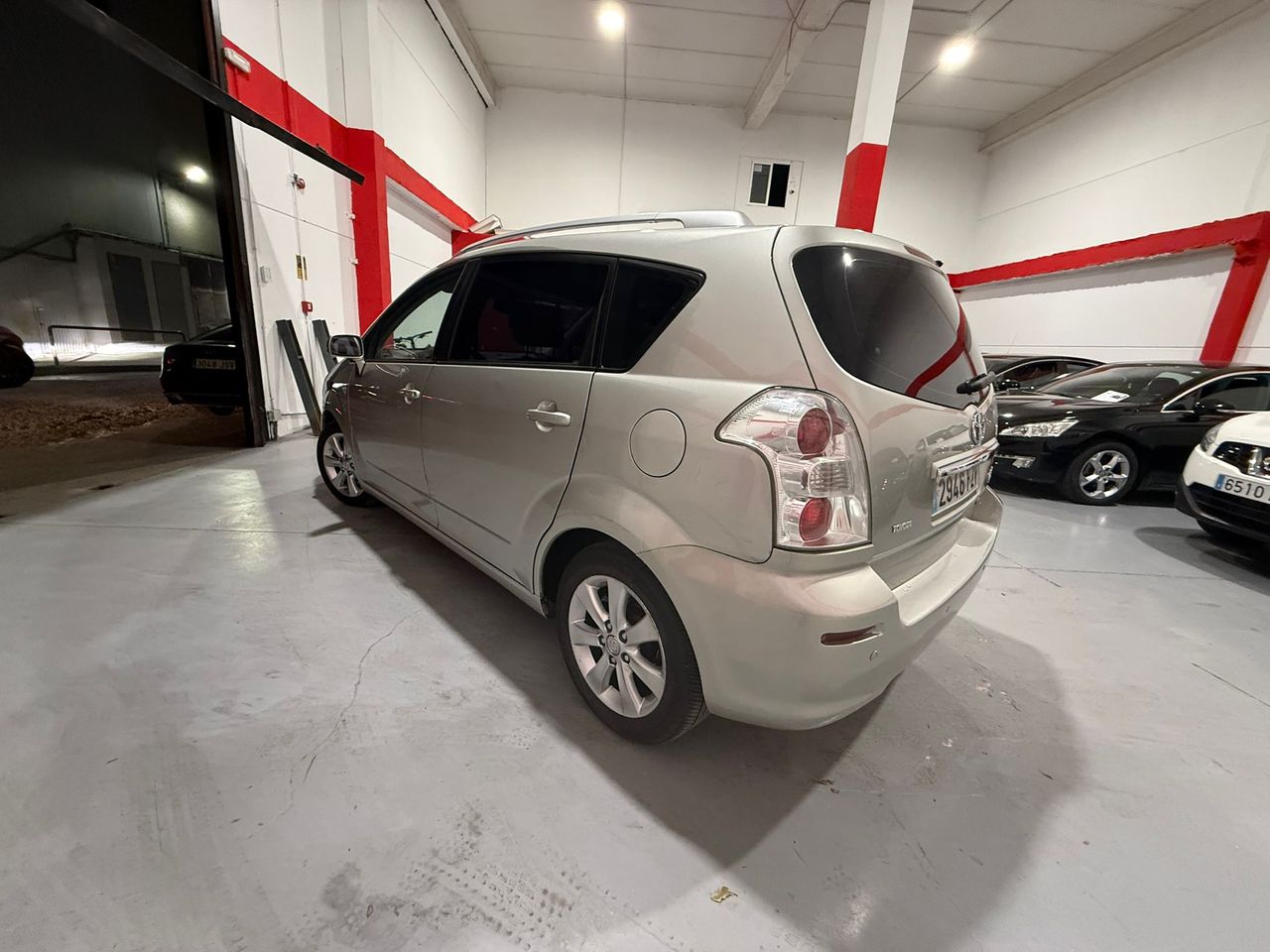 Toyota Corolla Verso Luna 2.2 D-4D 136 CV - Foto 9