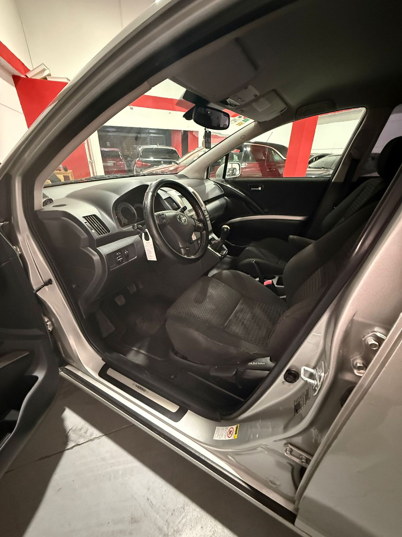 Toyota Corolla Verso Luna 2.2 D-4D 136 CV - Foto 14