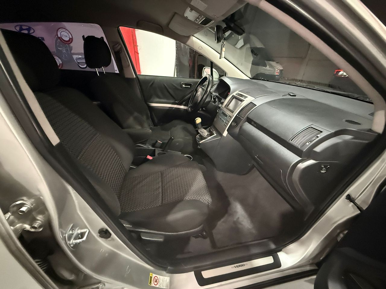 Toyota Corolla Verso Luna 2.2 D-4D 136 CV - Foto 16