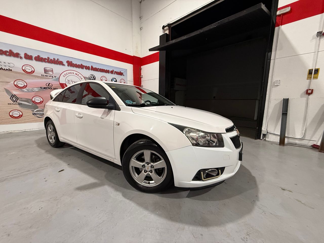 Chevrolet Cruze 1.6 LS 124 CV 4p - Foto 5