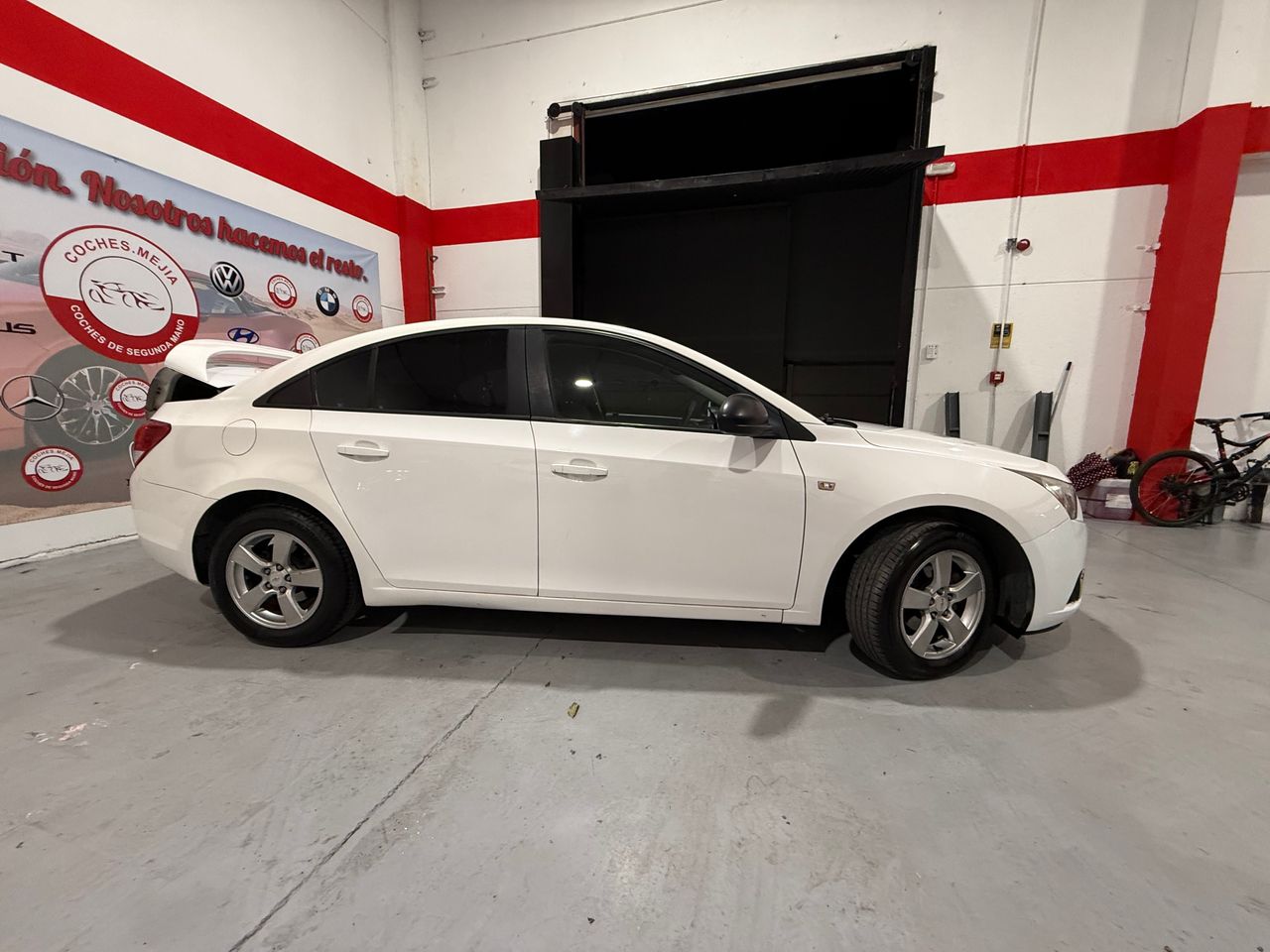 Chevrolet Cruze 1.6 LS 124 CV 4p - Foto 6