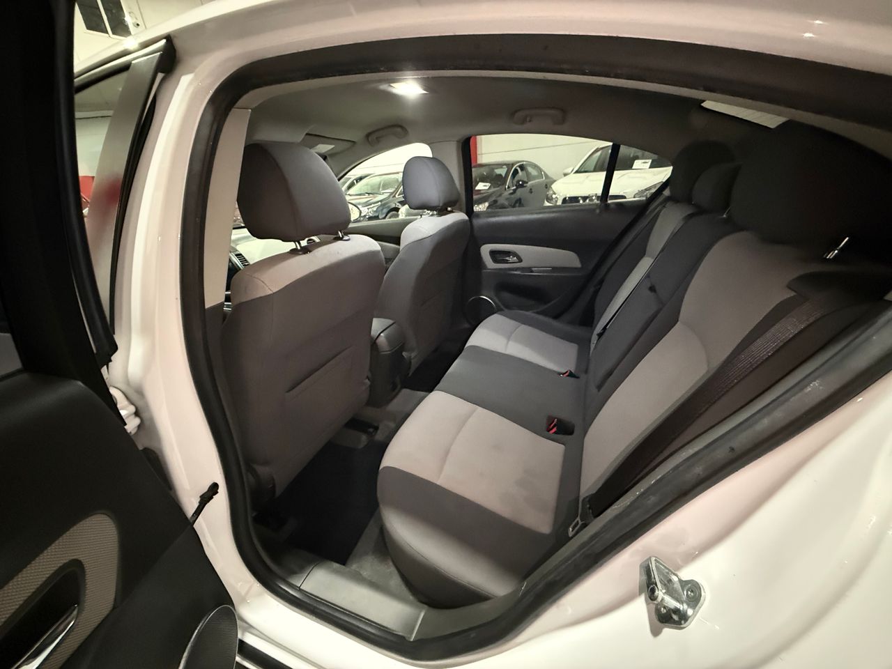 Chevrolet Cruze 1.6 LS 124 CV 4p - Foto 13